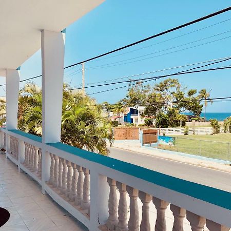 Coastal Express Inn & Suites #1 At 681 Ocean Drive Islote Ngoại thất bức ảnh