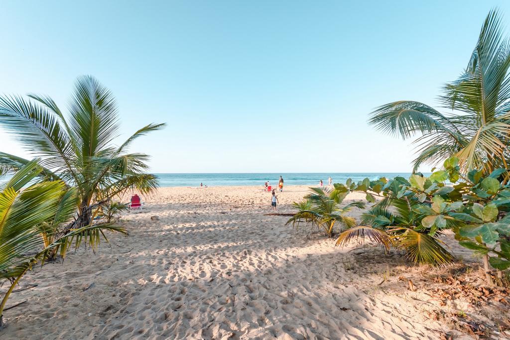Coastal Express Inn & Suites #1 At 681 Ocean Drive Islote Ngoại thất bức ảnh